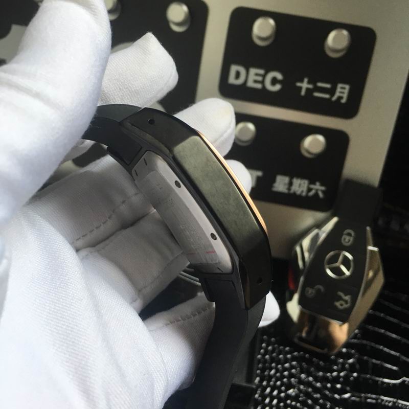 Cartier 42mm 30mm 22 (3)