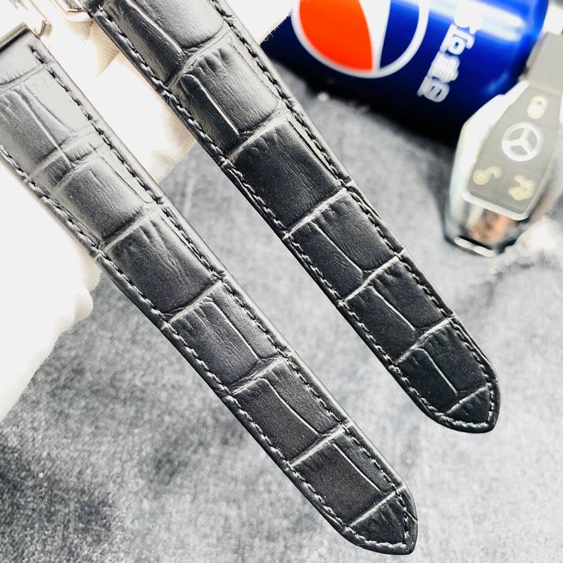 Cartier L32mm M27mm S24mm 15 (1)