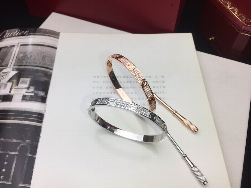 Cartier bracelet 08yxq01 (2)