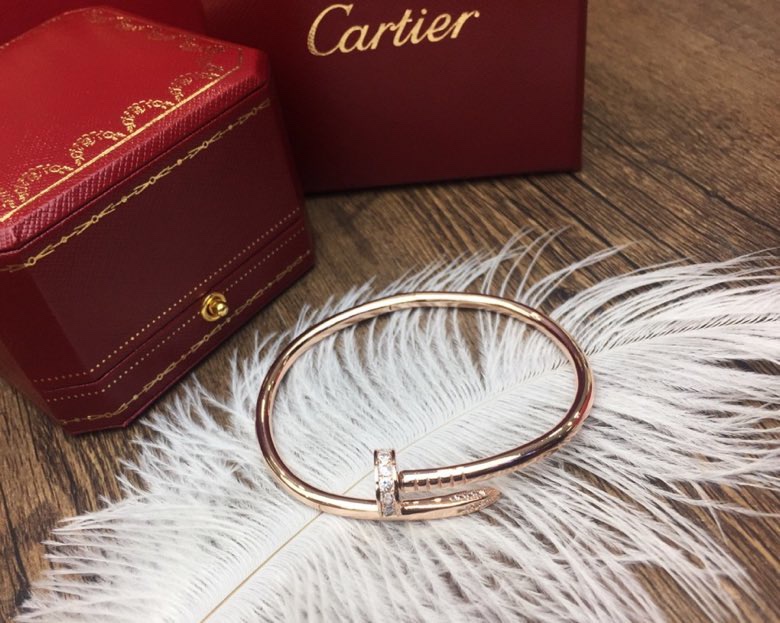 Cartier bracelet 08yxq03 (7)