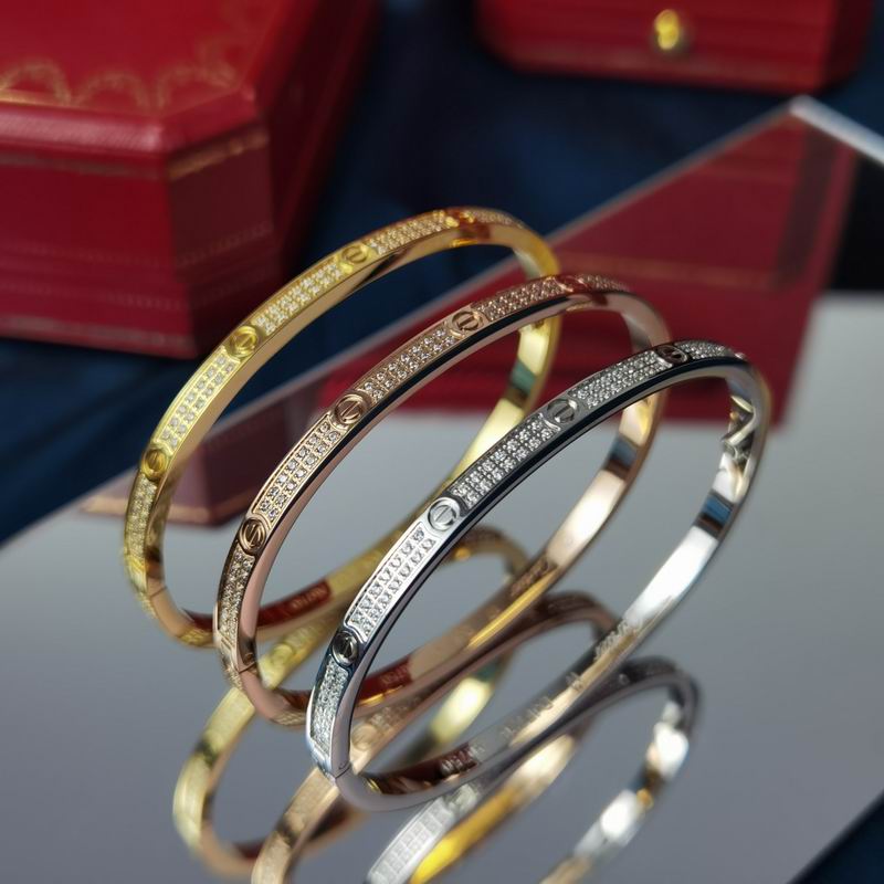 Cartier bracelet 08yxq04 (2)