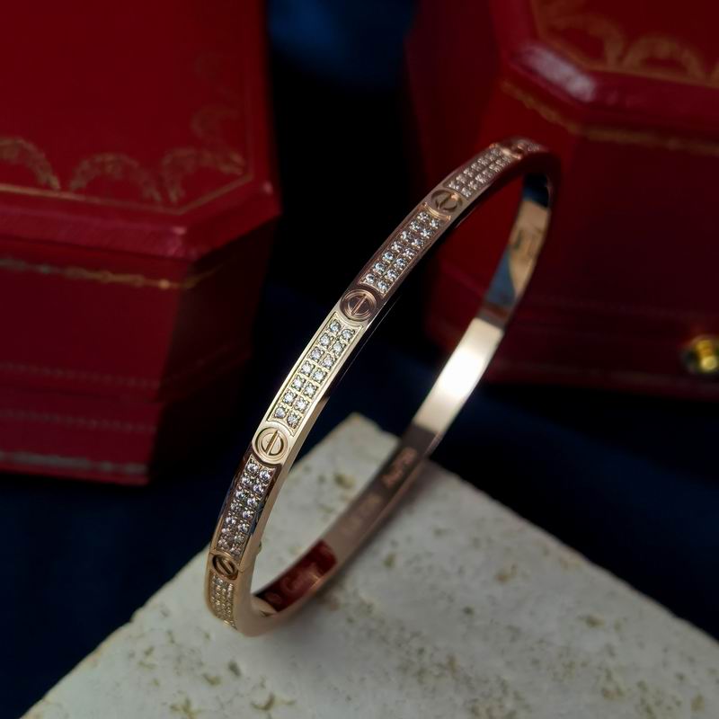 Cartier bracelet 08yxq04 (9)