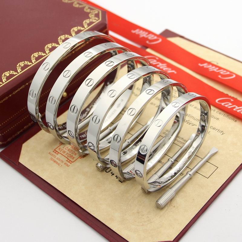 Cartier bracelet 08yxq07 (5)