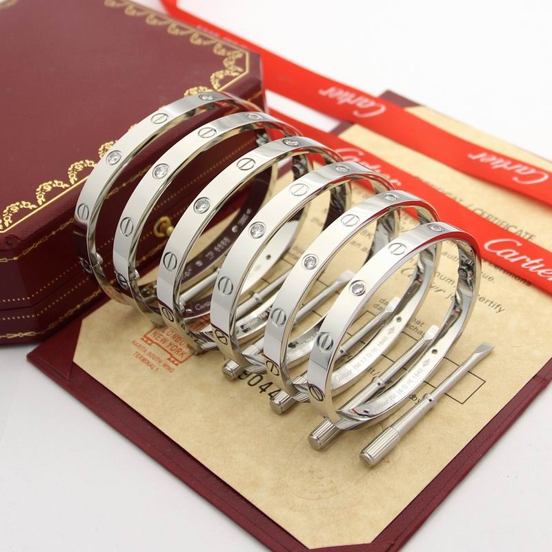 Cartier bracelet 08yxq07 (7)
