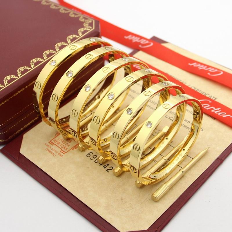 Cartier bracelet 08yxq07 (8)