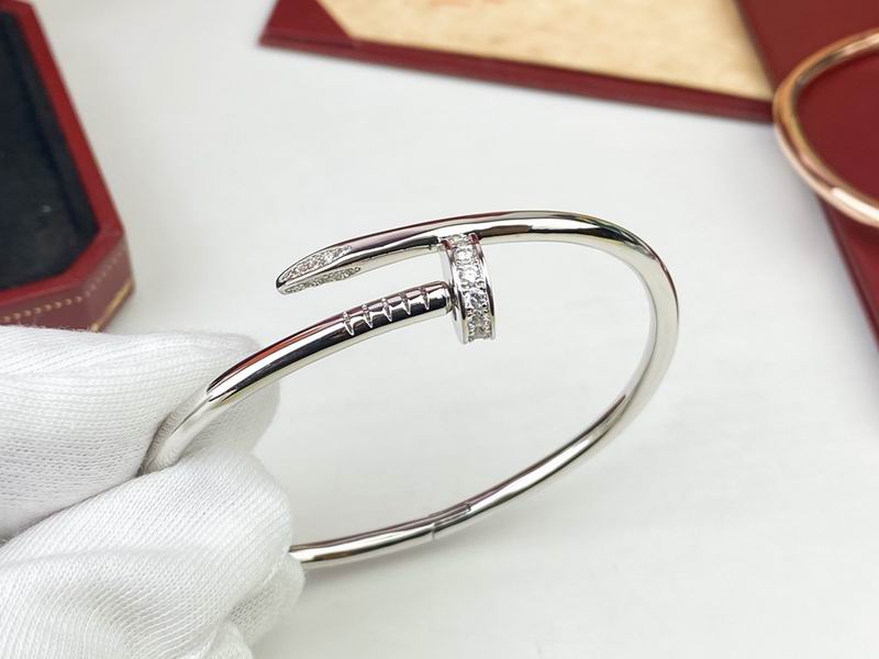 Cartier bracelet 08yxq09 (2)