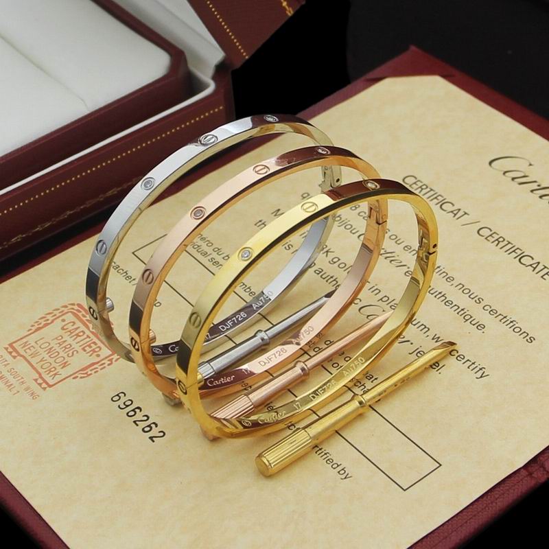 Cartier bracelet 08yxq10 (6)