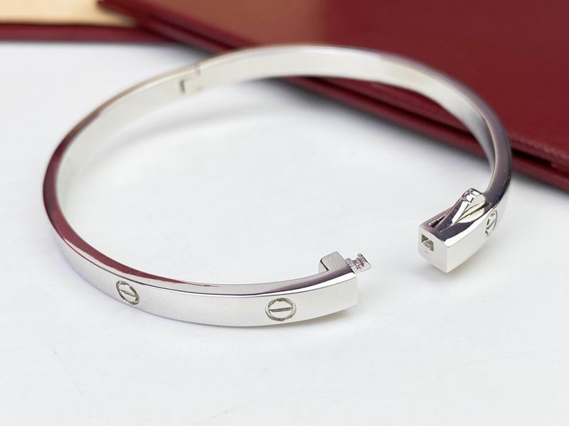 Cartier bracelet 08yxq11 (7)