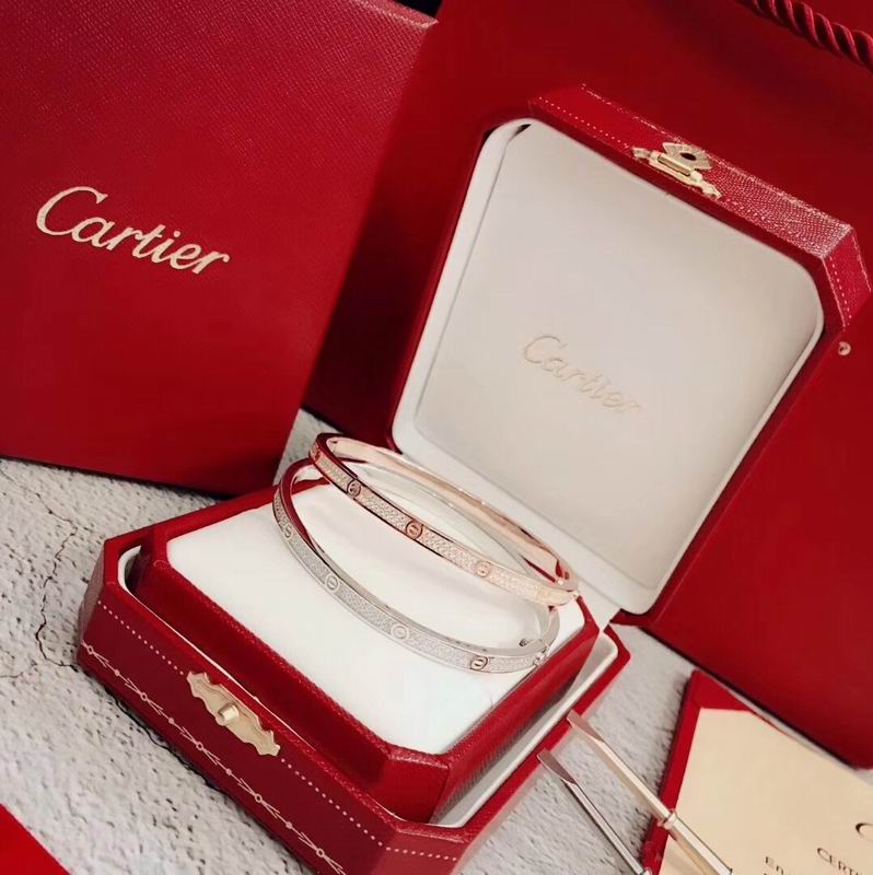 Cartier bracelet 09yxq01 (2)