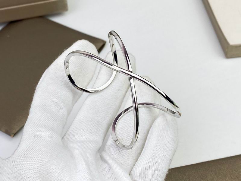 Cartier bracelet 09yxq03 (5)