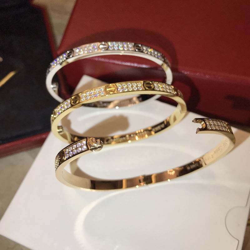 Cartier bracelet 09yxq04 (6)