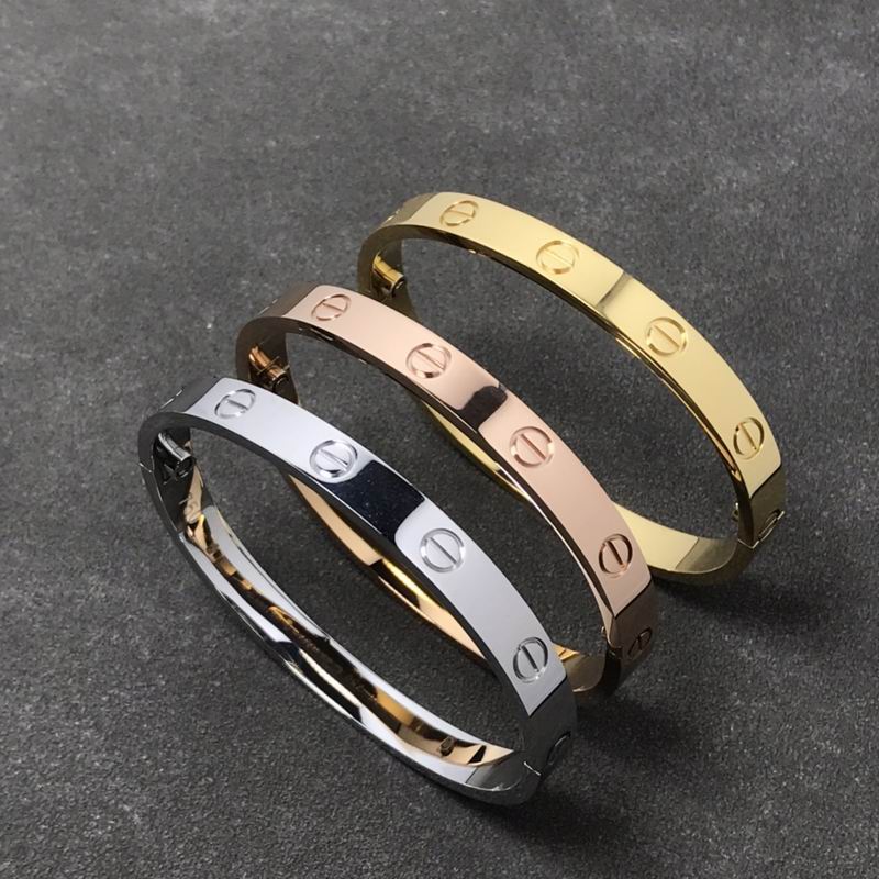 Cartier bracelet 09yxq11 (2)