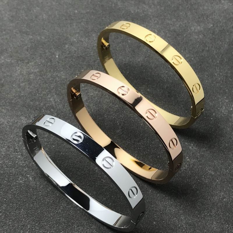 Cartier bracelet 09yxq11 (3)