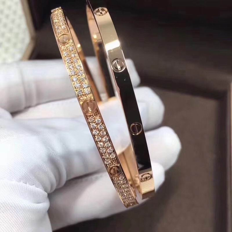 Cartier bracelet 09yxq15 (6)