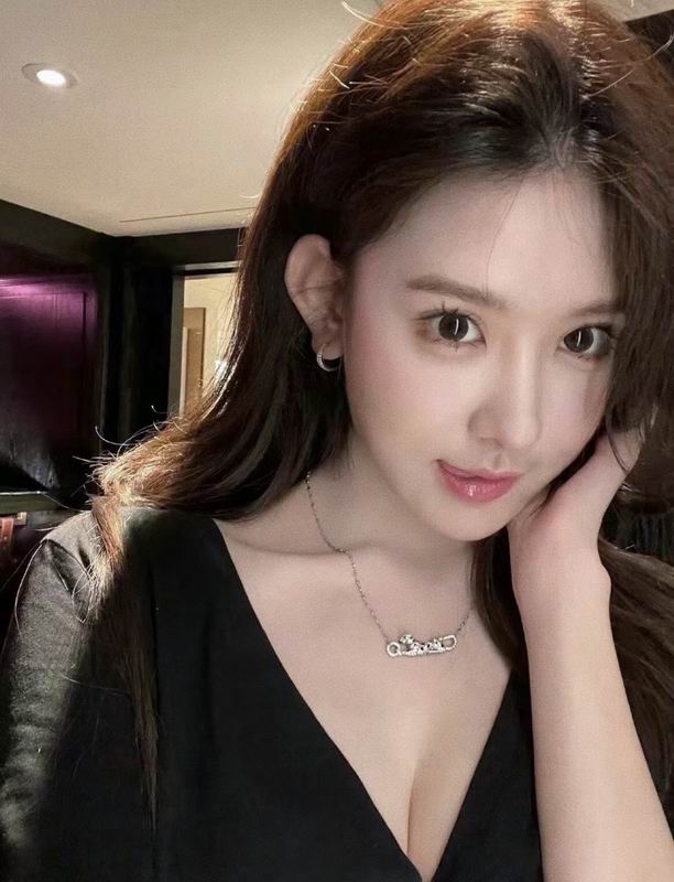 Cartier necklace 09yxq02 (8)