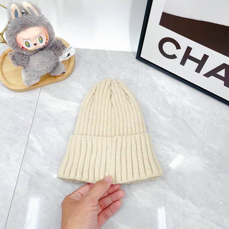 Celine Hat dx (1300)