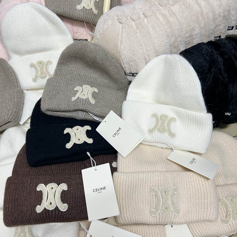 Celine Hat dx (2554)