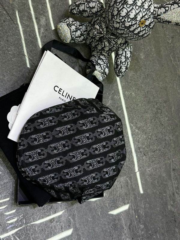 Celine beret dx (270)