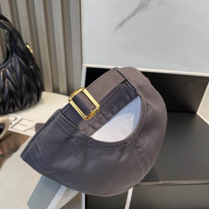 Celine cap dx (305)