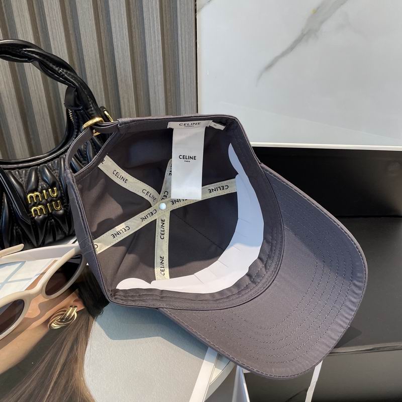 Celine cap dx (322)
