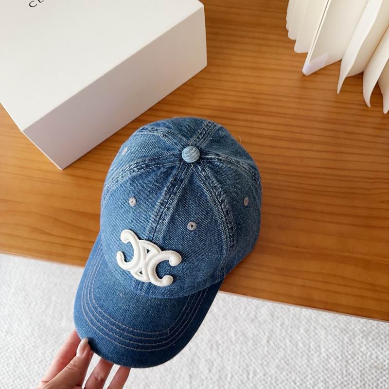 Celine cap dx (840)