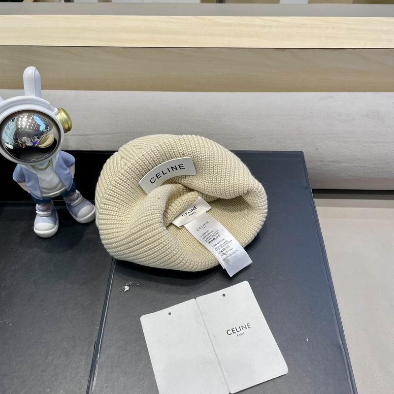 Celine hat (1669)