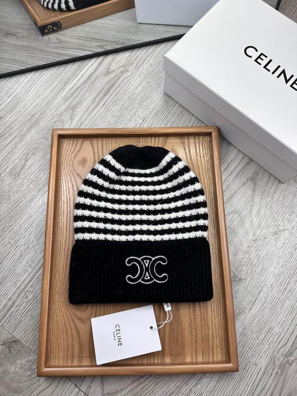 Celine hat dx (900)
