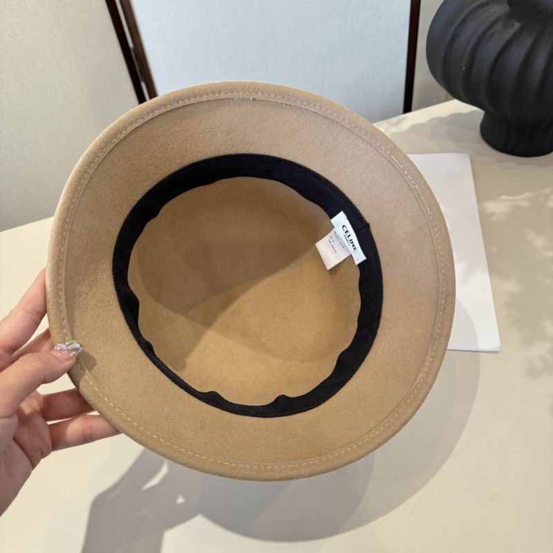 Celine top hat (1221)