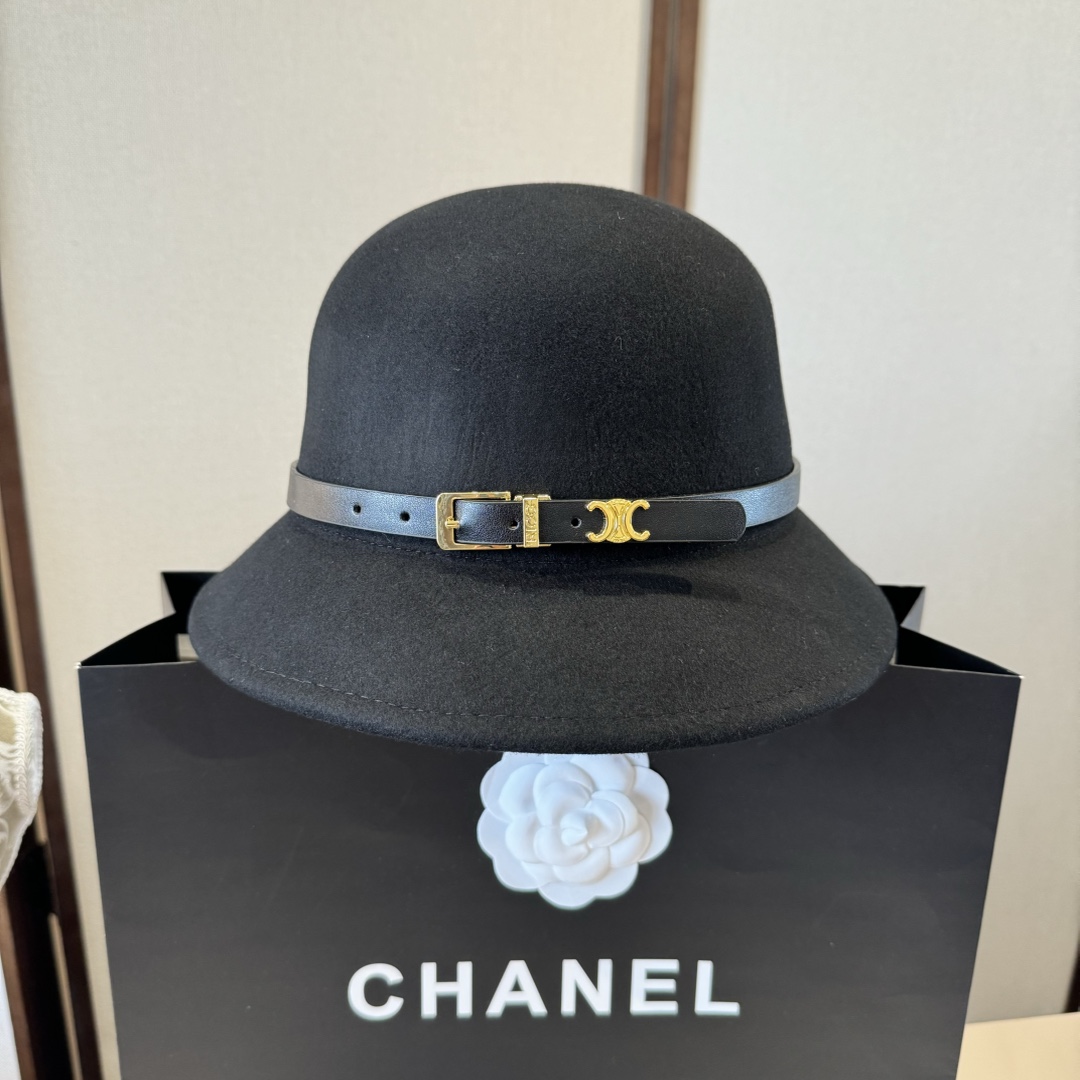 Celine top hat (397)