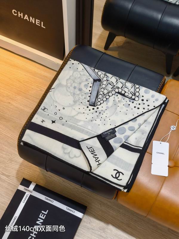 Chanel  Scarf 140X140cm 70%羊绒30%真丝 E04 (2)