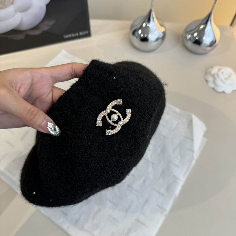 Chanel Beret (424)