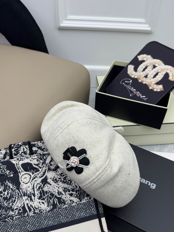 Chanel Beret (546)