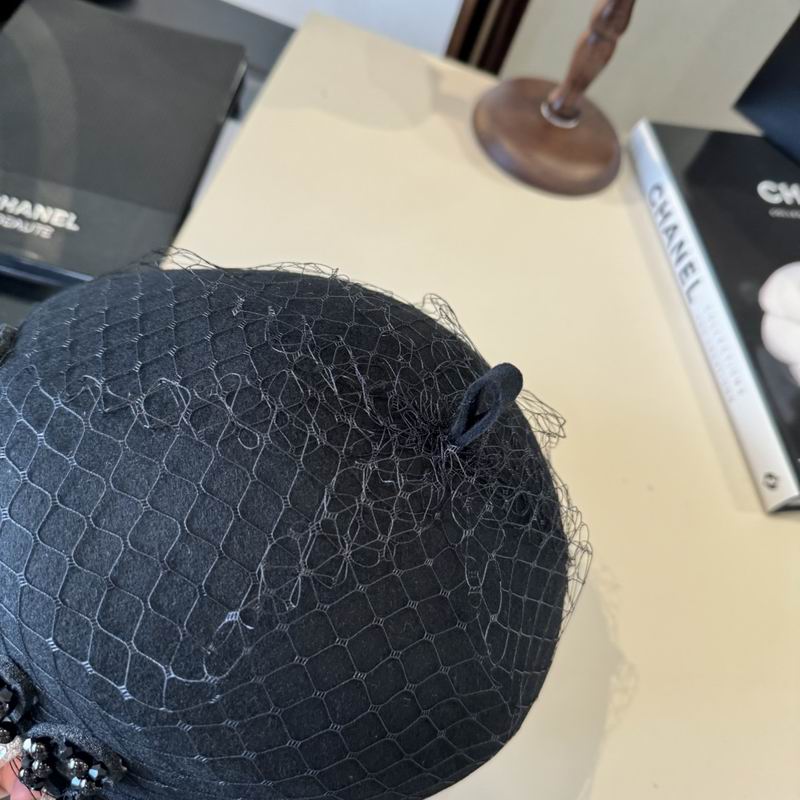 Chanel Beret (561)