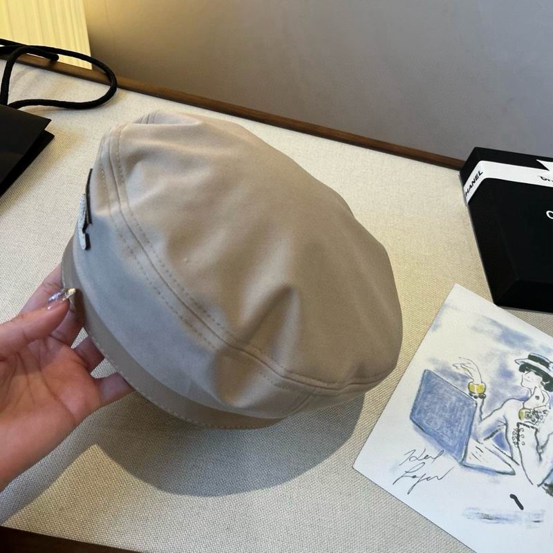 Chanel Beret (693)