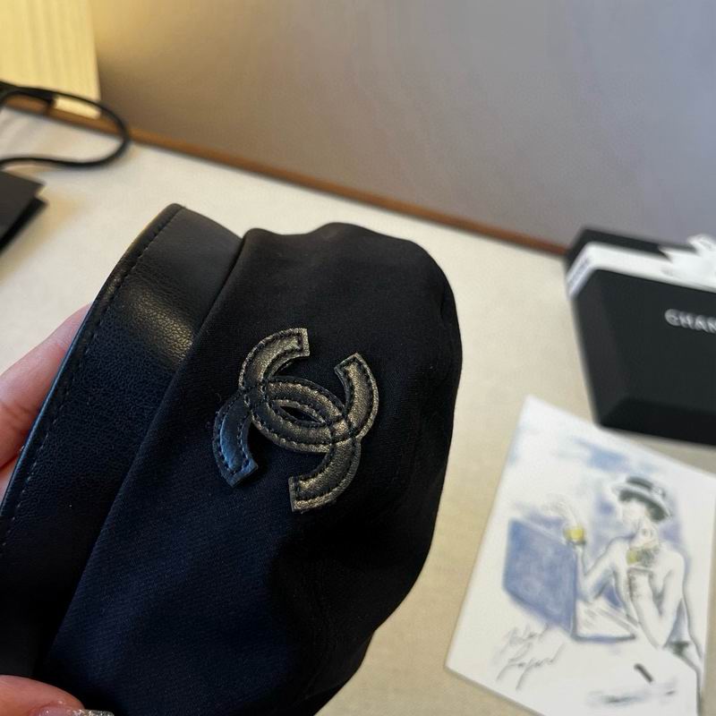 Chanel Beret (704)