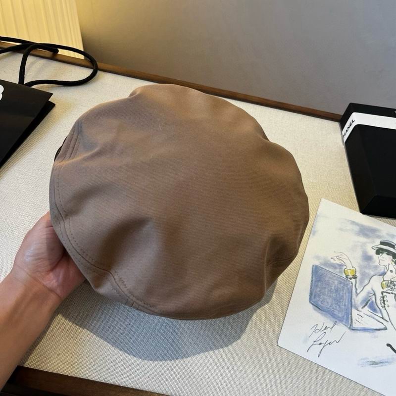 Chanel Beret (709)