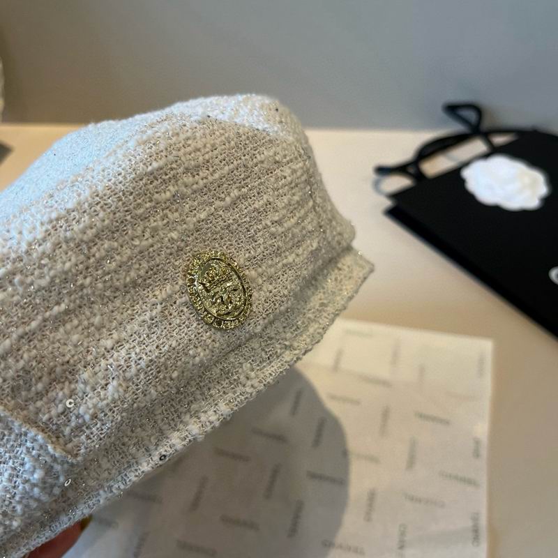 Chanel Beret (816)