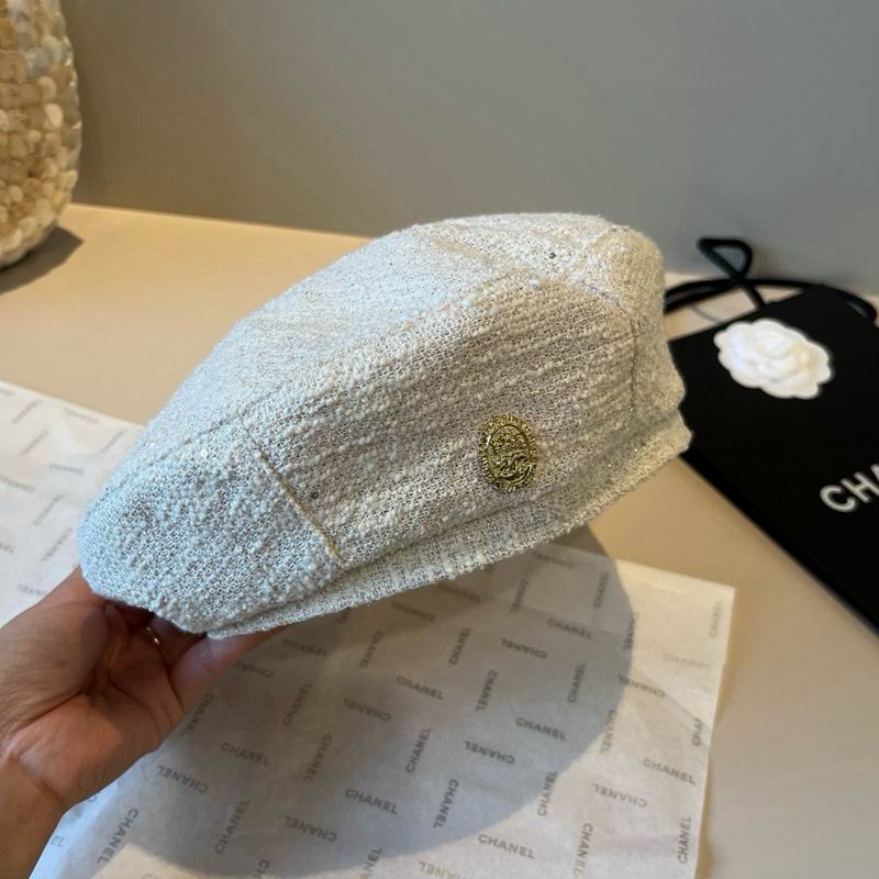 Chanel Beret (817)