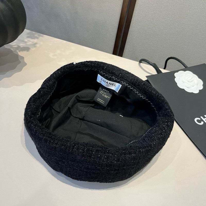 Chanel Beret (837)