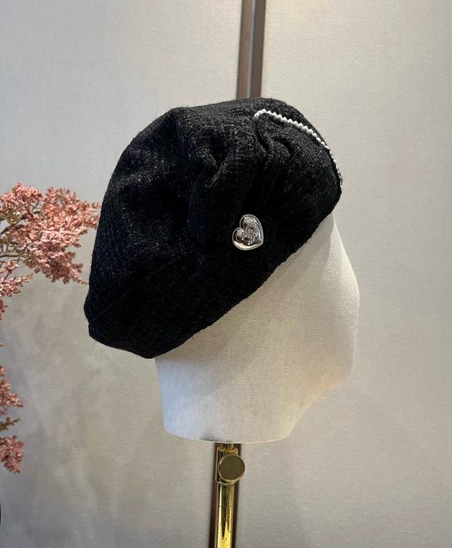 Chanel Beret (844)