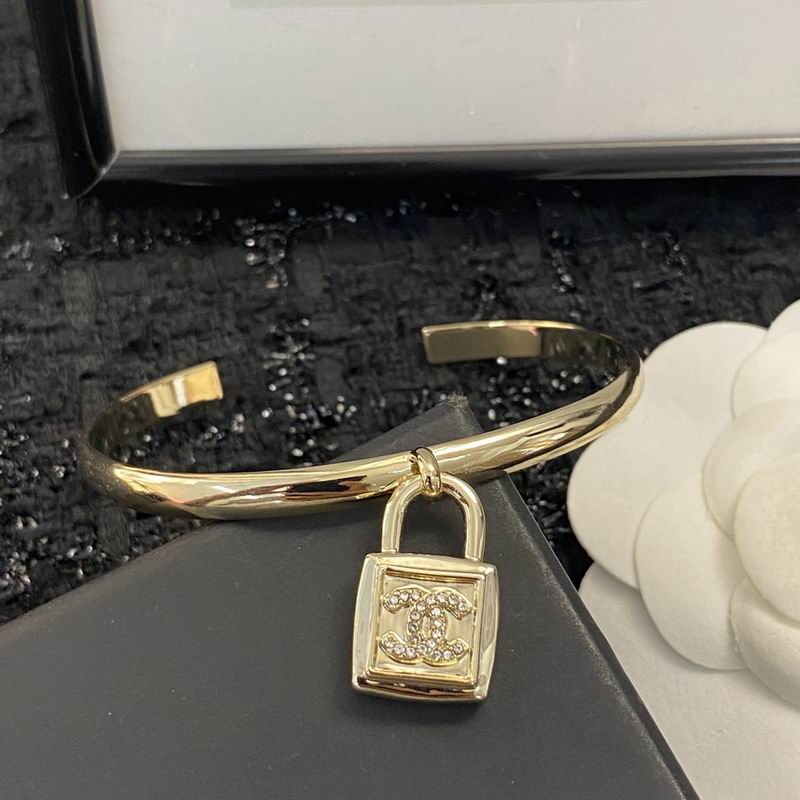 Chanel Bracelet 08yxq09 (7)