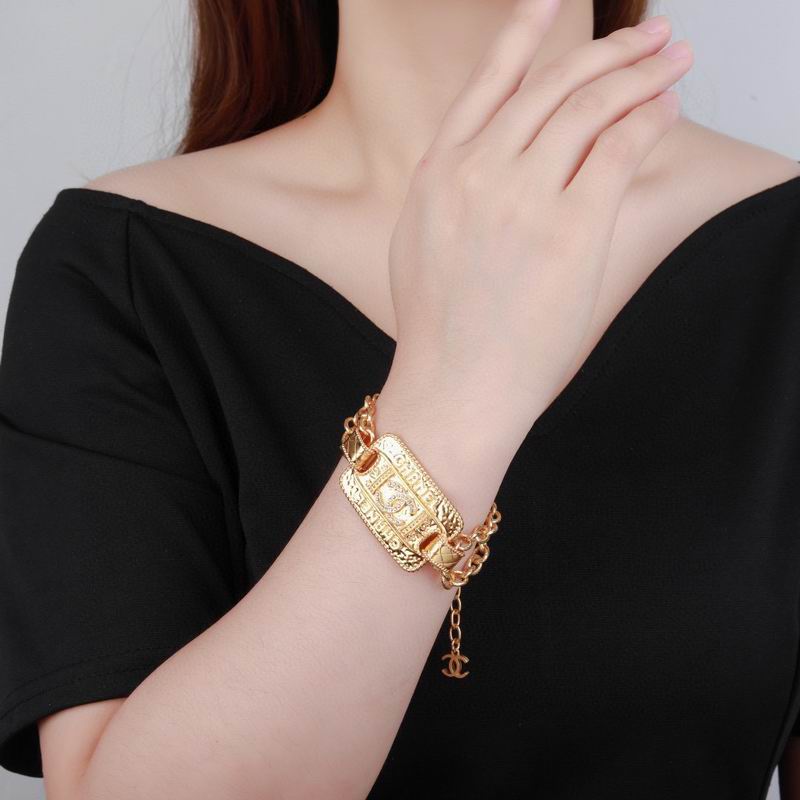 Chanel Bracelet 08yxq11 (6)