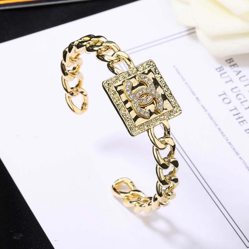 Chanel Bracelet 09yxq01 (3)