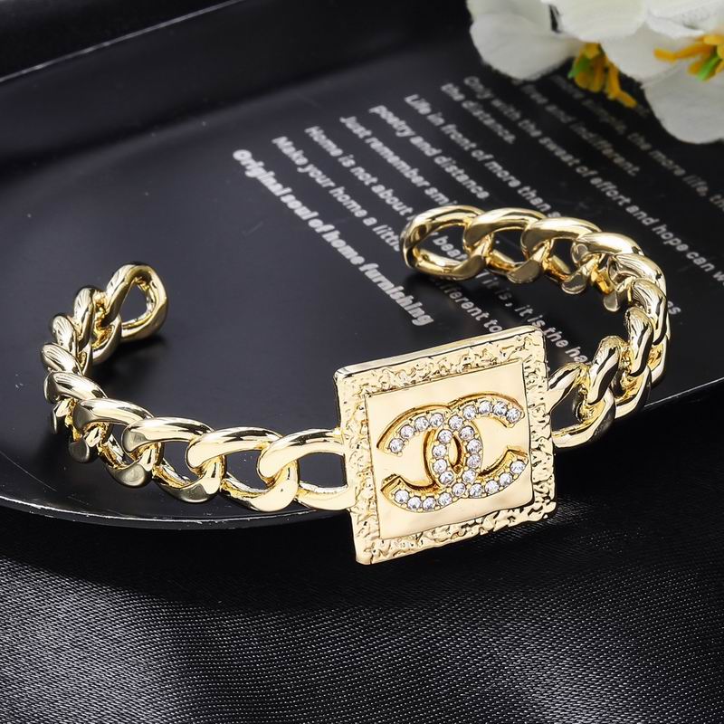 Chanel Bracelet 09yxq01 (5)