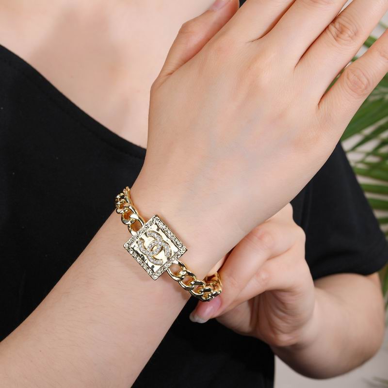 Chanel Bracelet 09yxq01 (8)