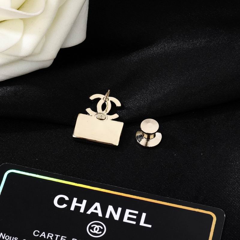 Chanel Brooch 07yxq02 (7)
