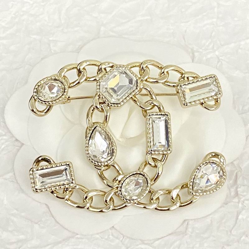 Chanel Brooch 07yxq04 (2)