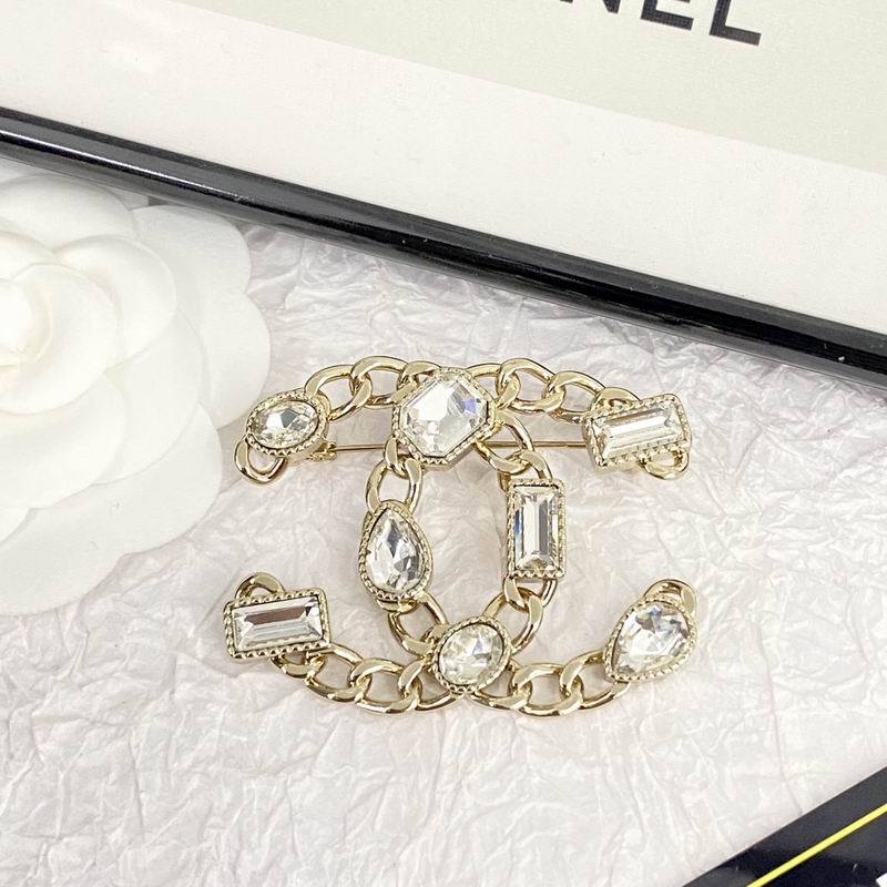 Chanel Brooch 07yxq04 (7)