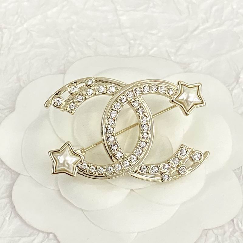 Chanel Brooch 07yxq07 (2)