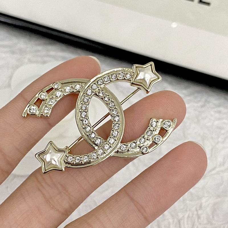Chanel Brooch 07yxq07 (4)